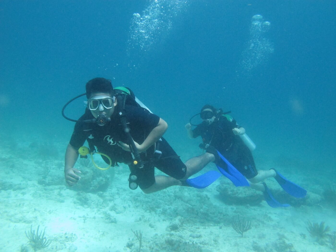Isla Mujeres Scuba Diving Carey Dive Center Mexico Scuba Dive Trips